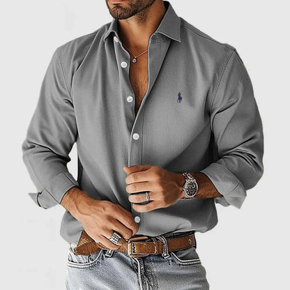 Modernes Slim-Fit-Hemd mit Knöpfen, Modell 2026